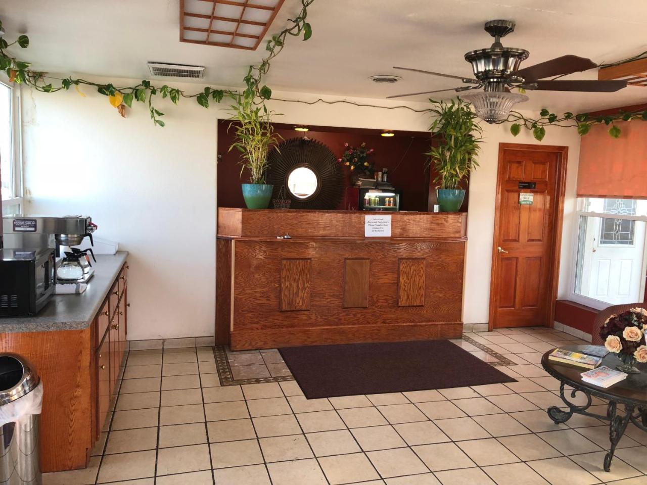 ספרינגפילד Dogwood Park Inn מראה חיצוני תמונה